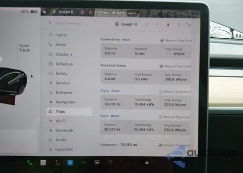2018 Tesla Model 3 Long Range/Mid Range из США, поврежденный, VIN 5YJ3E1EA2JF070995